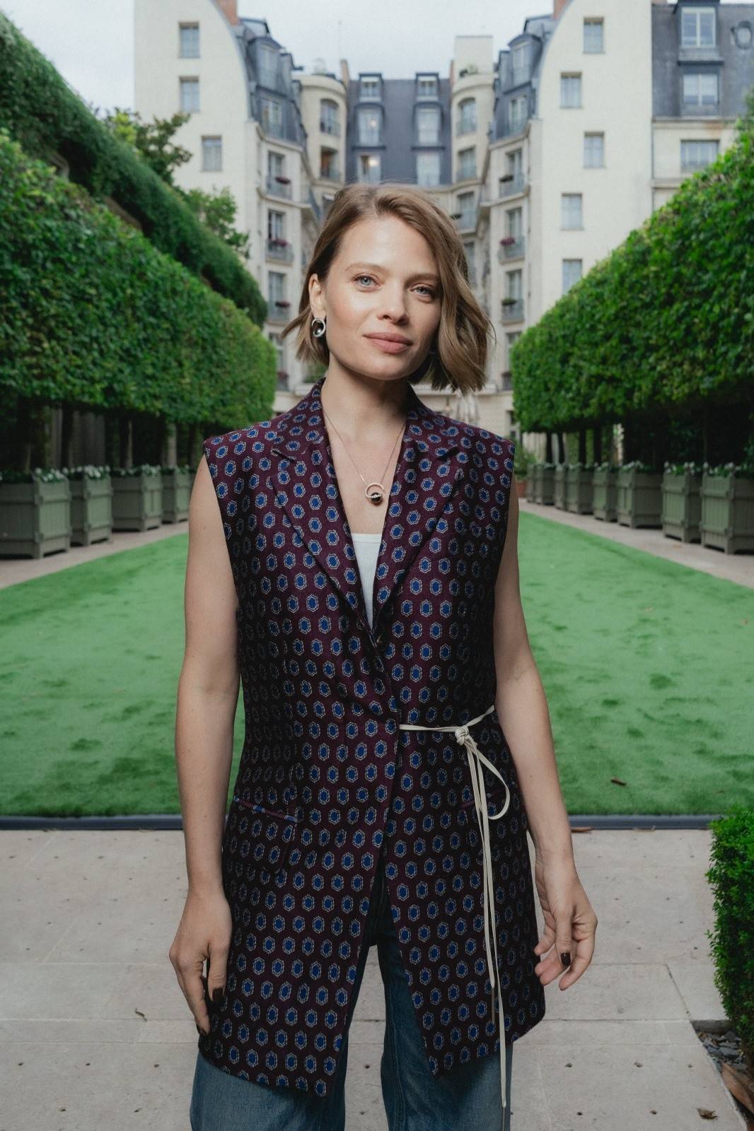  - Tasaki déploie ses précieuses ailes dans les jardins du Ritz Paris