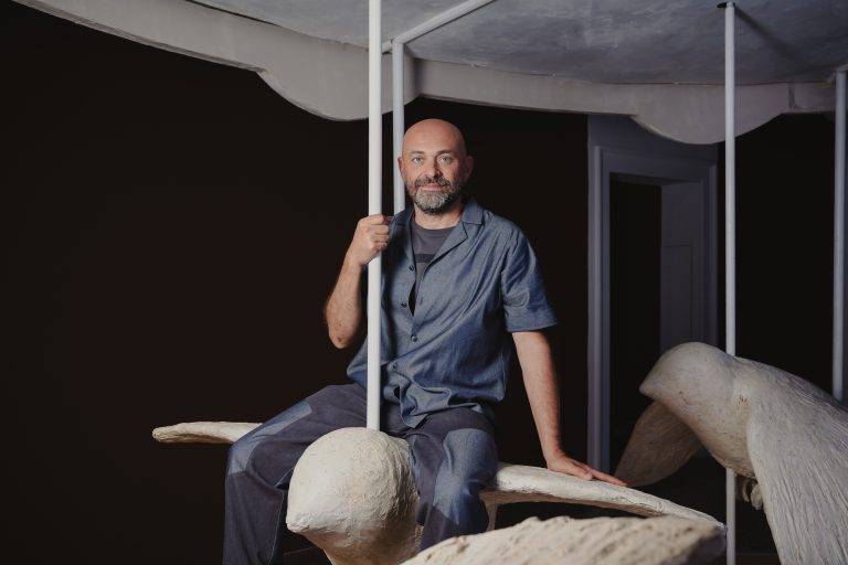  - Valerio Berruti a Palazzo Reale: un viaggio tra infanzia, arte monumentale e musica