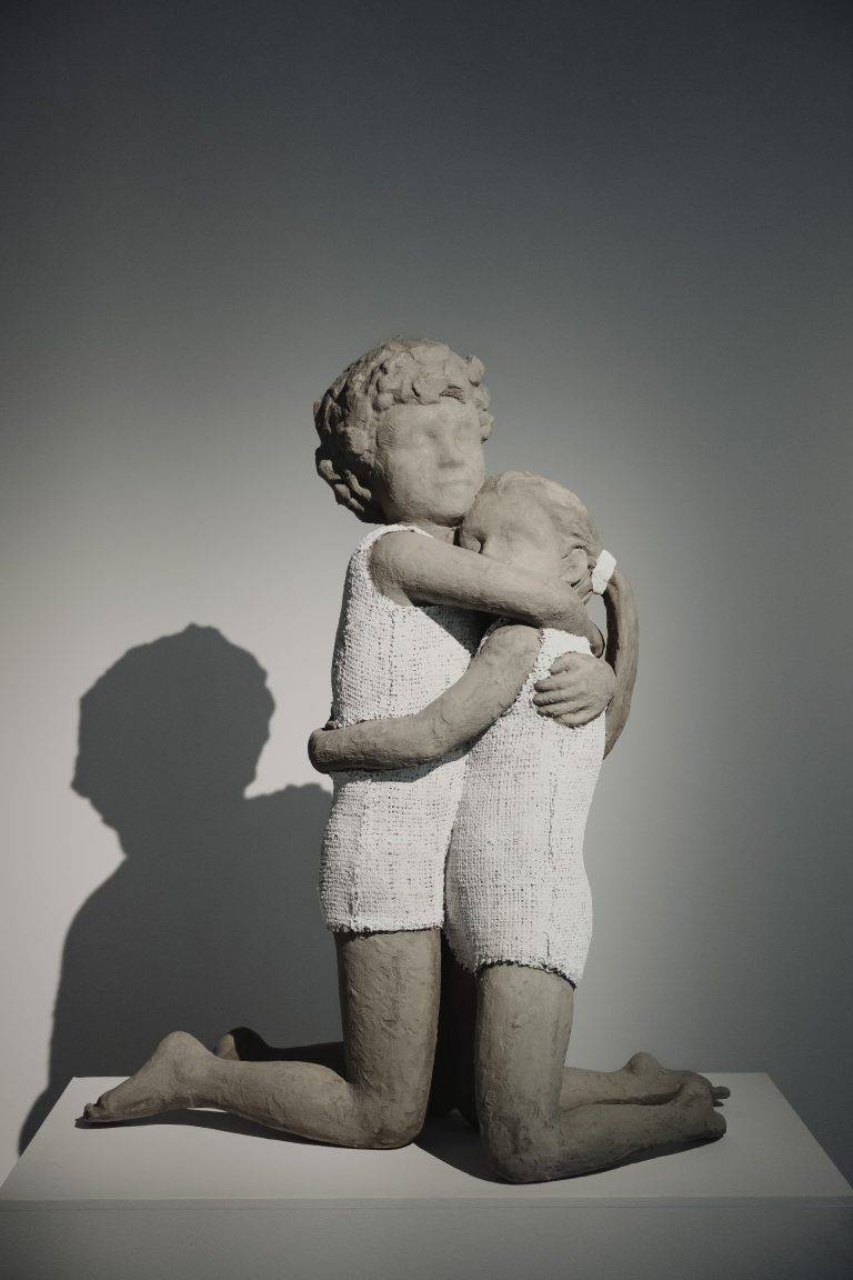 Valerio Berruti a Palazzo Reale: un viaggio tra infanzia, arte monumentale e musica