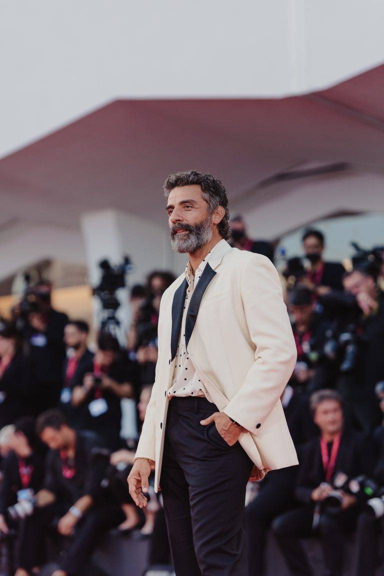  - Frankenstein di Del Toro incanta Venezia 82: un’epopea sull’essere umani