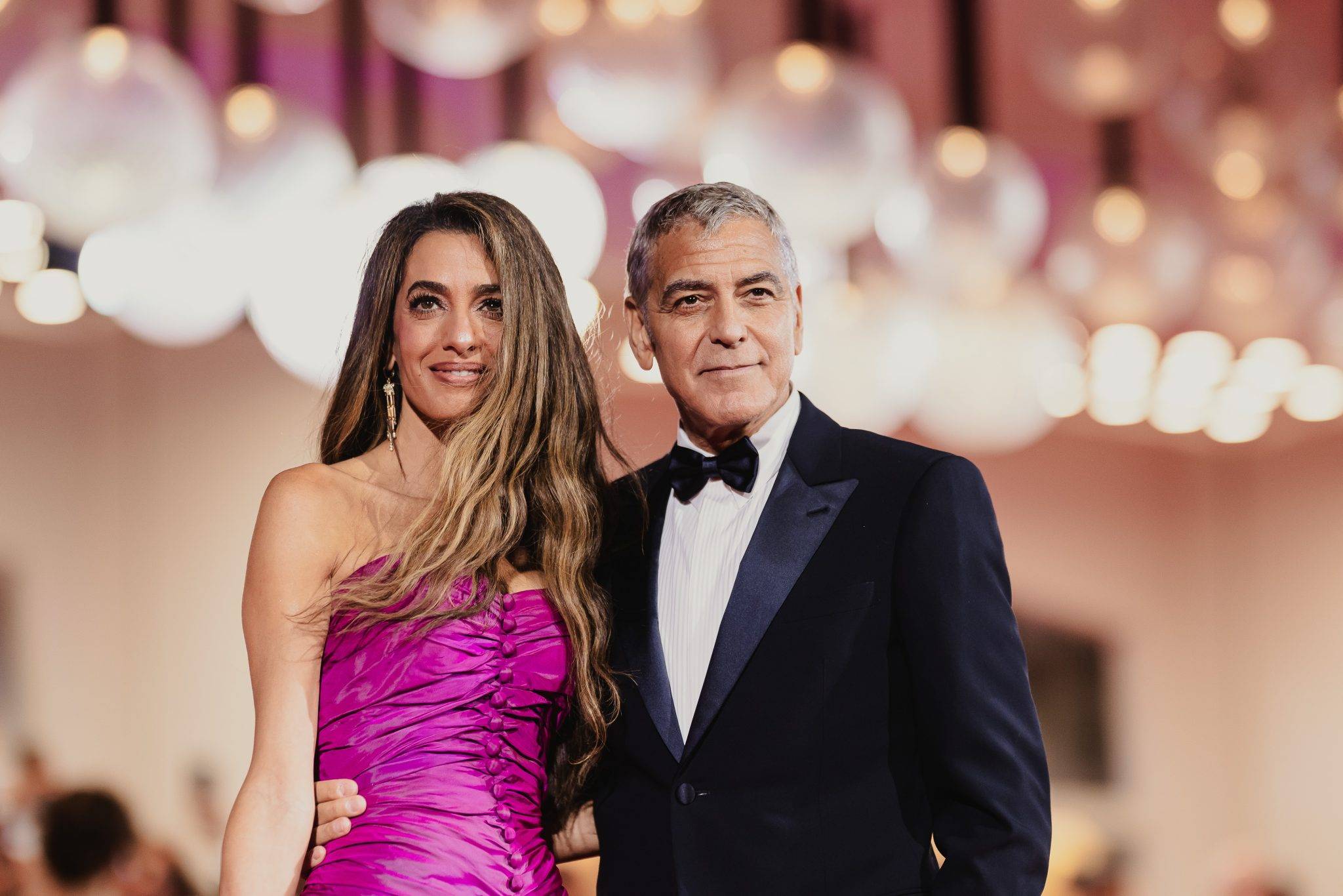  - Clooney Navigates Irony and Melancholy with Grace in “Jay Kelly”