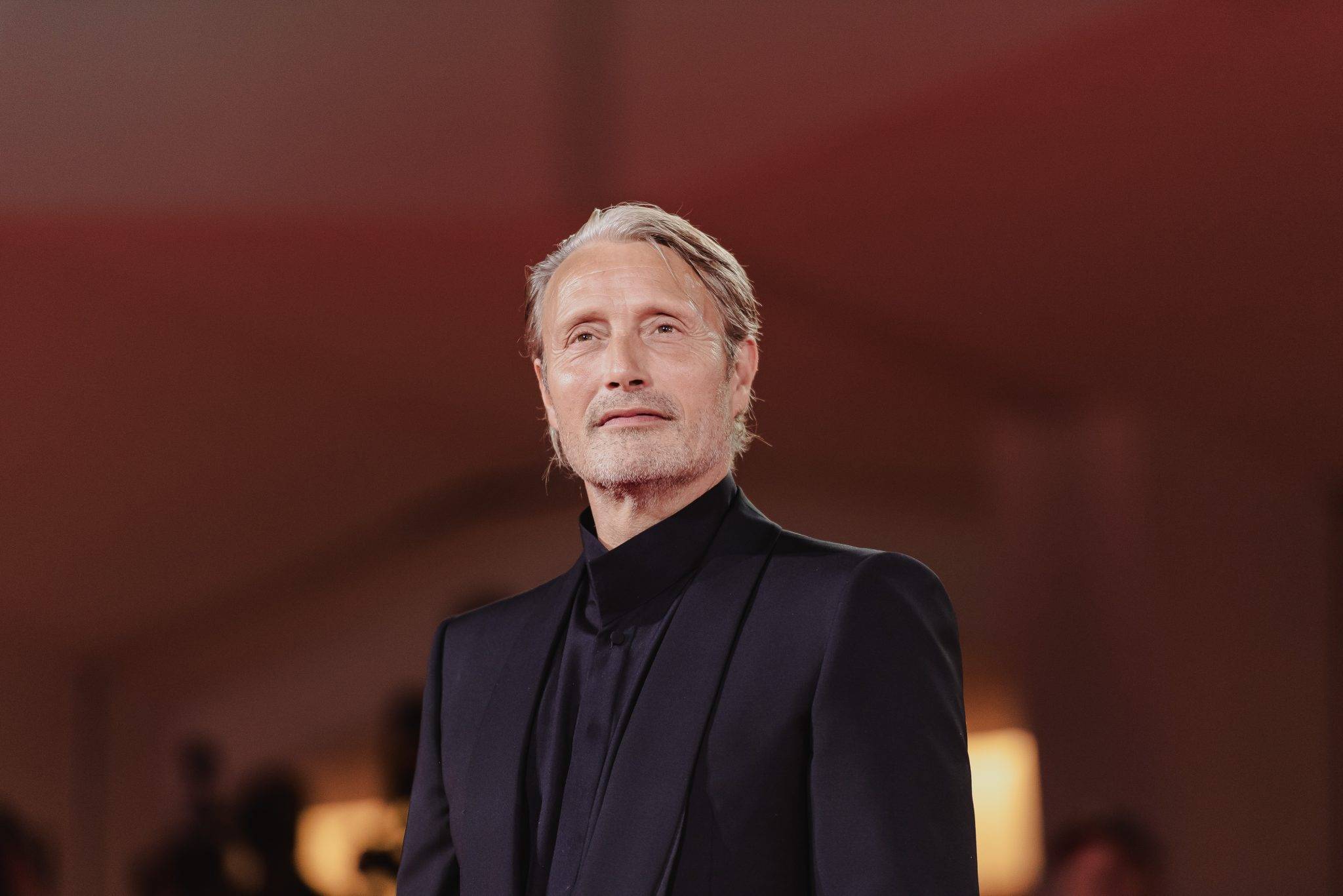  - Mads Mikkelsen Lands in Venice for the Premiere of “The Last Viking”