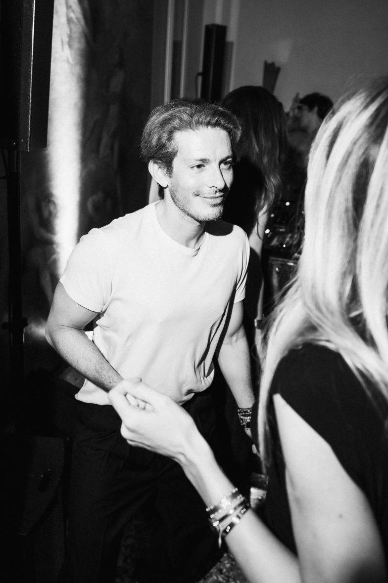  - rideau. clôture la Mostra dans la règle de l’Art