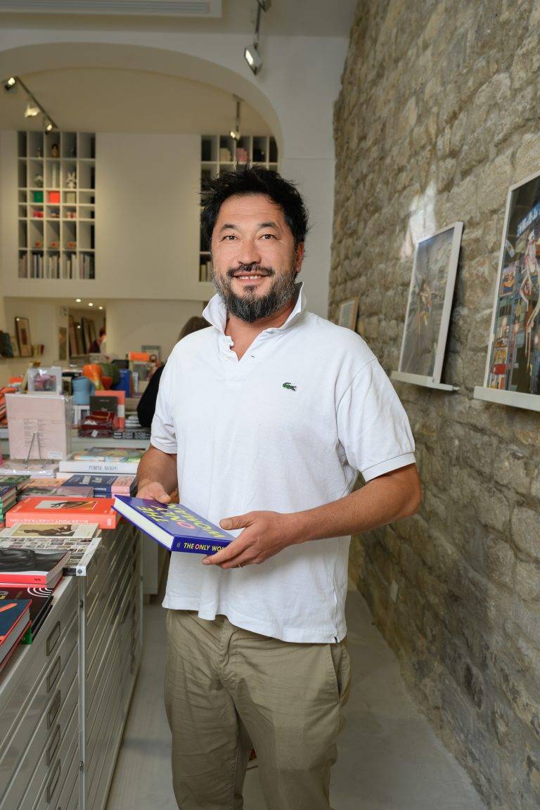  - Nina Chanel Abney questionne notre époque à la Galerie Perrotin