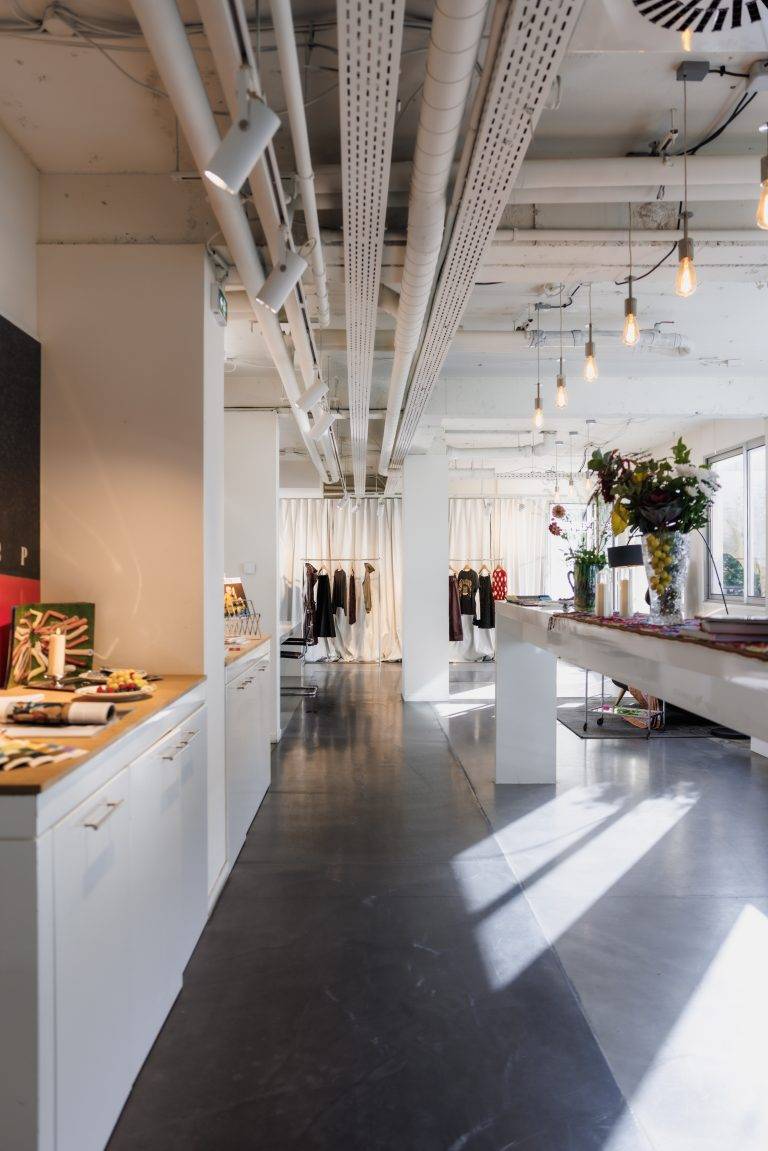 2025, IKKS dévoile sa nouvelle identité de marque