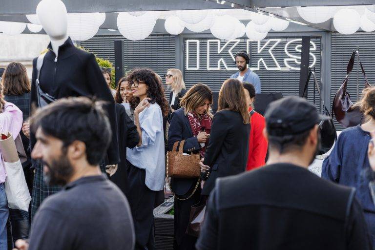 2025, IKKS dévoile sa nouvelle identité de marque