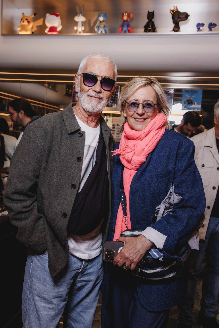  - Lexon et Jeff Koons mélangent art et technologie