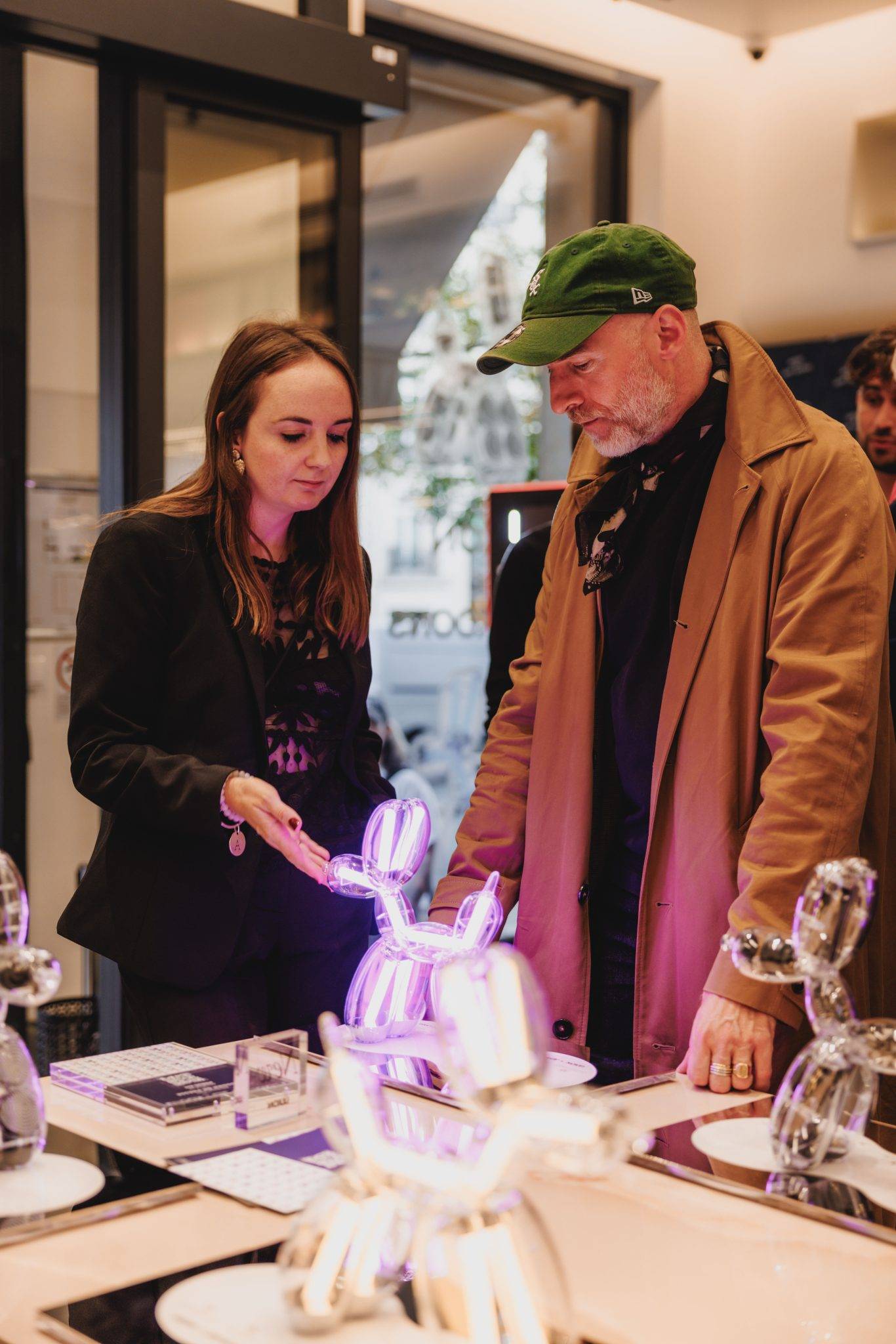  - Lexon et Jeff Koons mélangent art et technologie