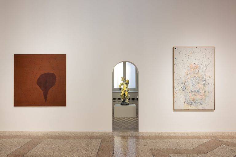 Thaddaeus Ropac fait dialoguer l’oeuvre de Georg Baselitz et Lucio Fontana dans sa nouvelle résidence italienne