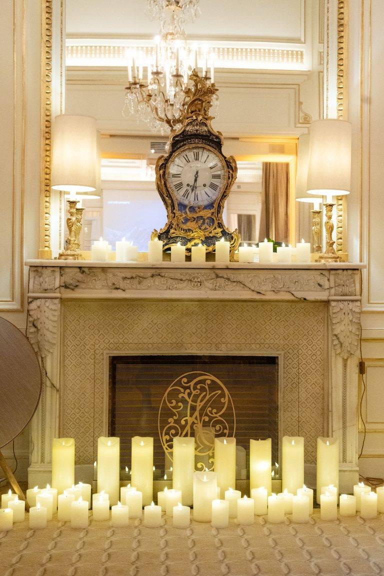 Maison Rama Rilys dévoile sa nouvelle collection lors d’un dîner poétique et couture au Plaza Athénée