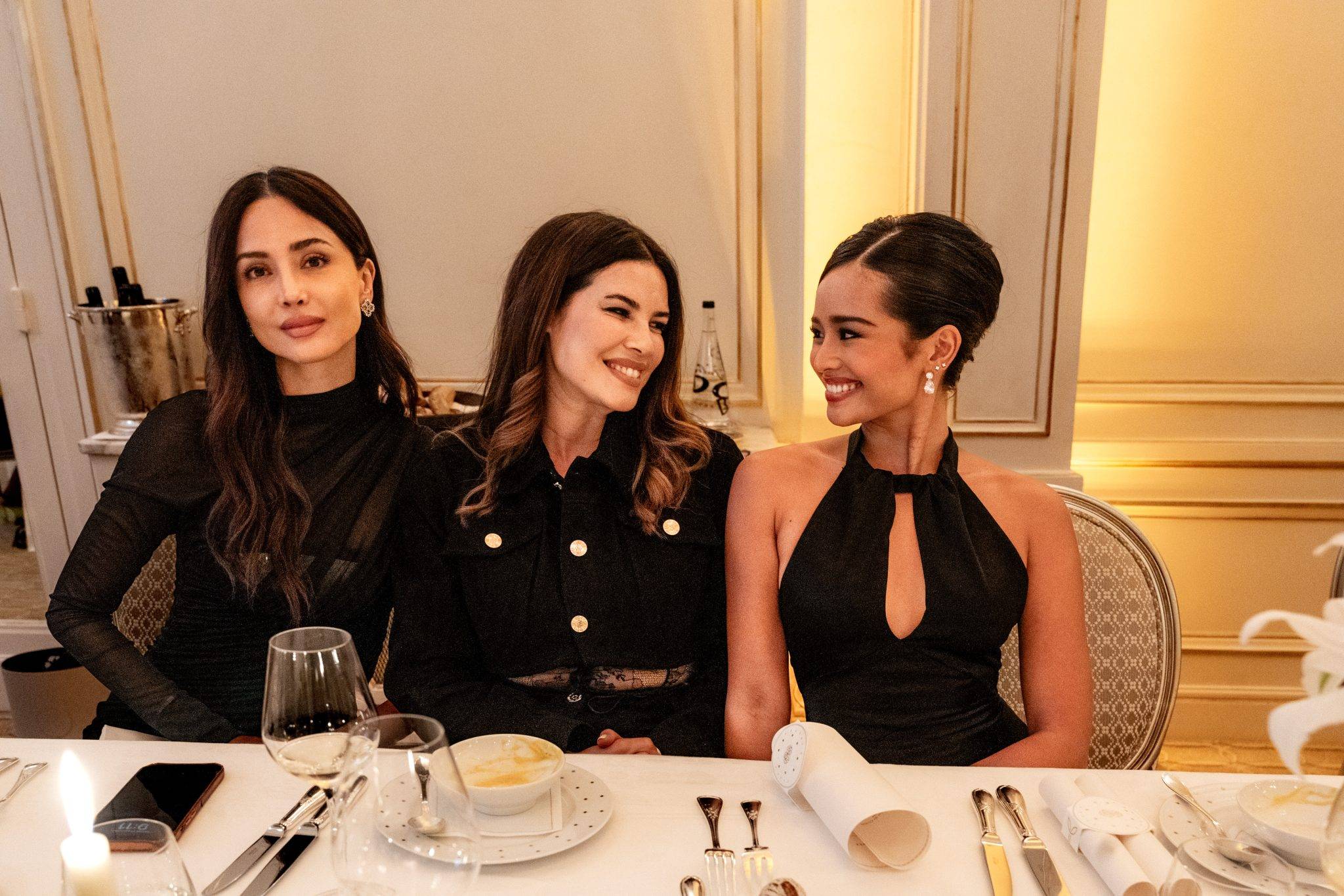  - Maison Rama Rilys dévoile sa nouvelle collection lors d’un dîner poétique et couture au Plaza Athénée