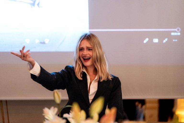  - Maison Rama Rilys dévoile sa nouvelle collection lors d’un dîner poétique et couture au Plaza Athénée