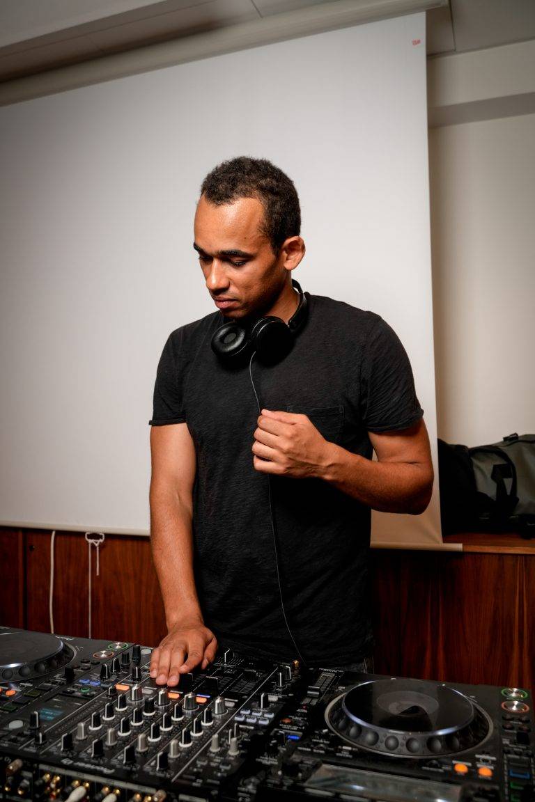  - Akili Partners bouscule les codes de la communication