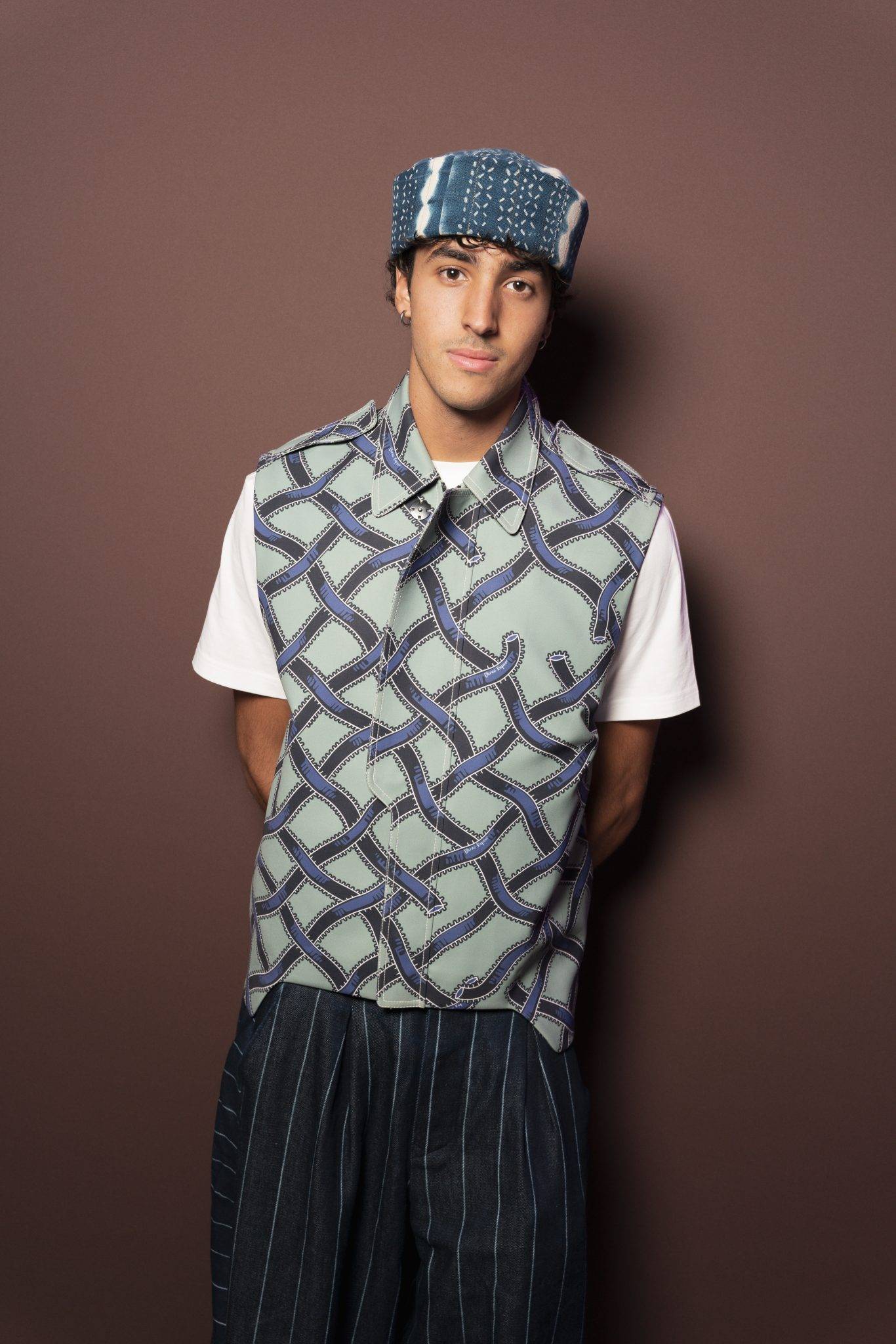  - La visione di Dhruv Kapoor tra memoria e profezia