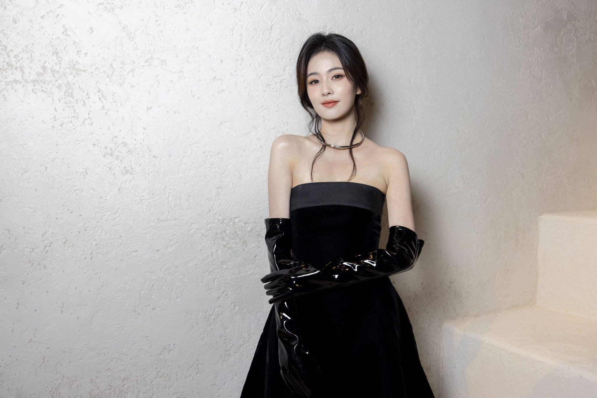  - Emporio Armani, Where Sensations and Colors Speak