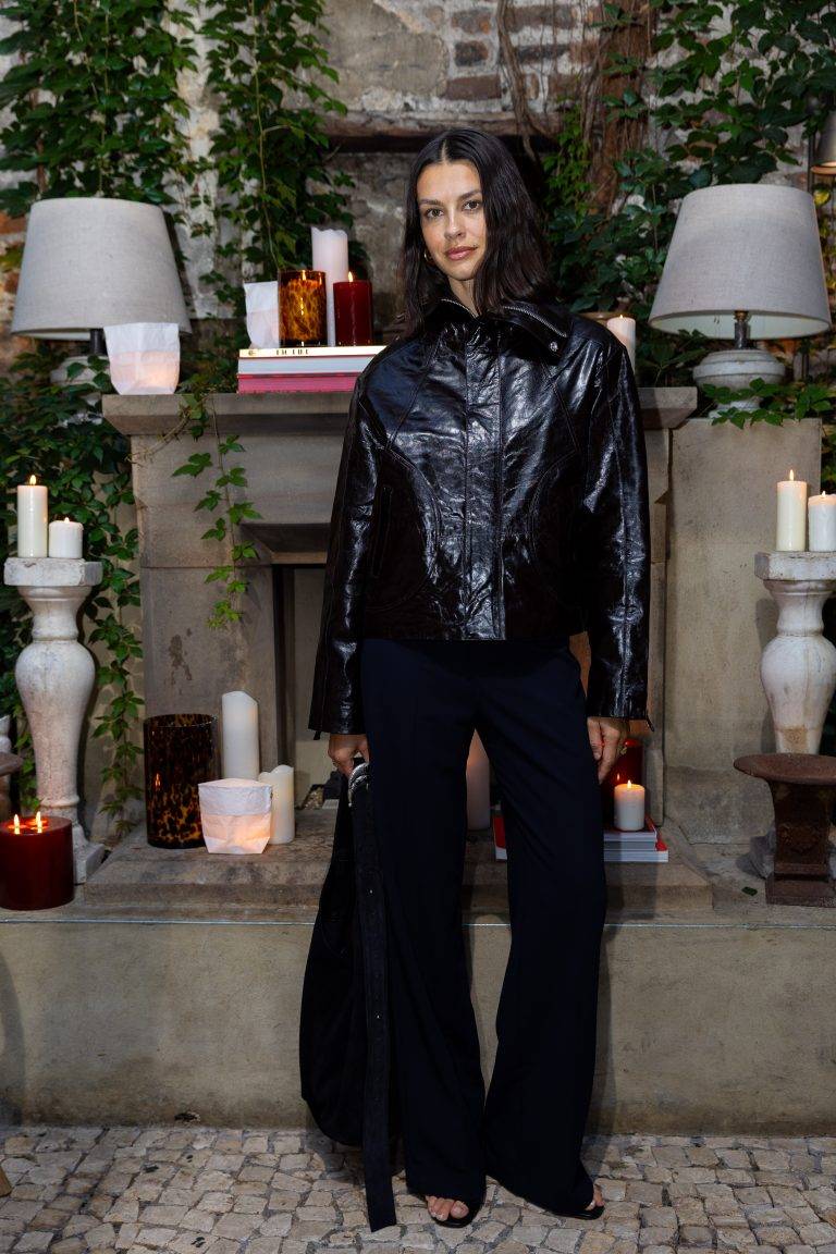  - ba&sh célèbre la nouvelle saison à Londres avec un dîner intimiste aux côtés de Julia Restoin Roitfeld