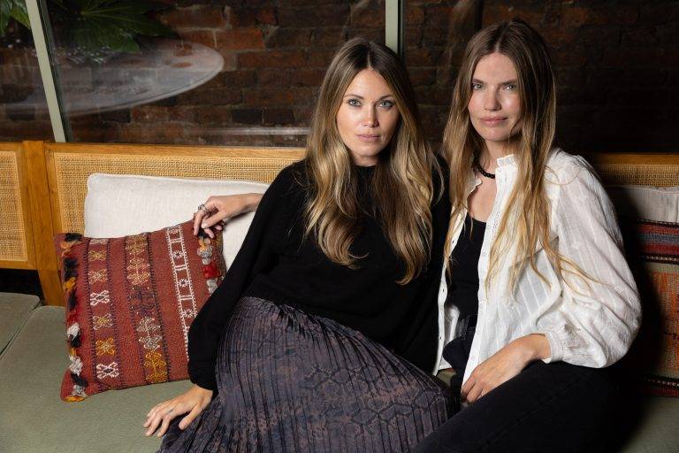 - ba&sh célèbre la nouvelle saison à Londres avec un dîner intimiste aux côtés de Julia Restoin Roitfeld