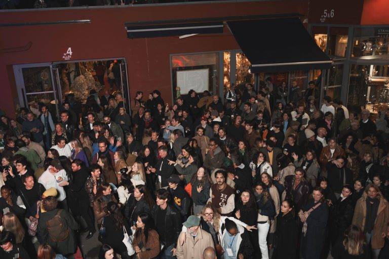 Le marché Paul Bert Serpette donne carte blanche à Uchronia