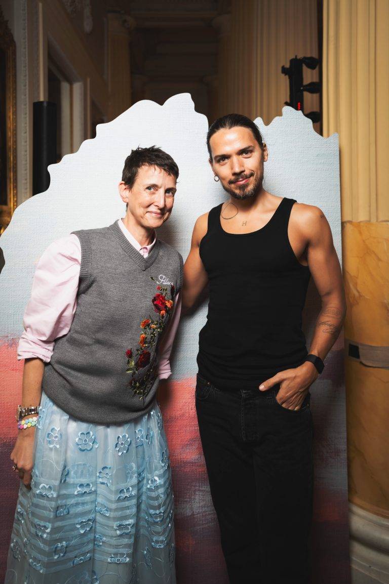  - Les dessins délicats de Jean Jullien illuminent le parfum Odéon de MEMO