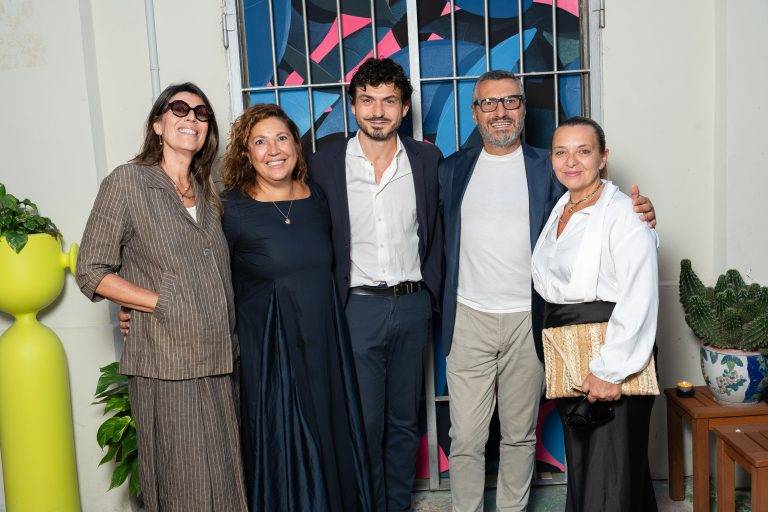  - PCM Studio compie 18 anni tra arte, design e mondi sospesi