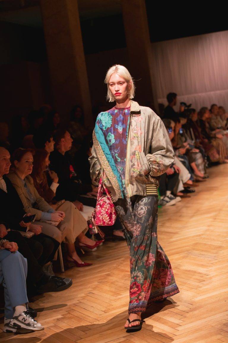 Mix di realtà e illusione sulla passerella di Pierre-Louis Mascia