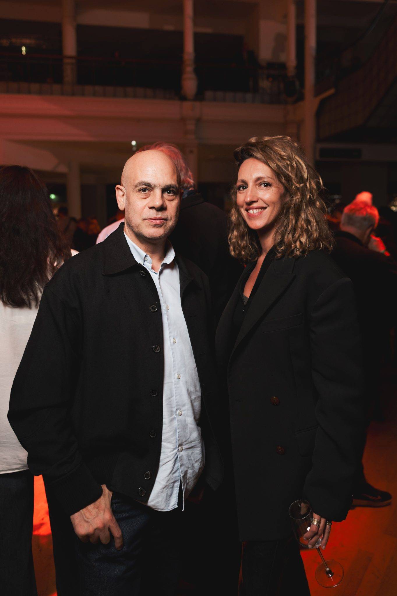  - ROCK’N’DRÔLE, le Rock s’empare du Bon Marché avec Antoine de Caunes 