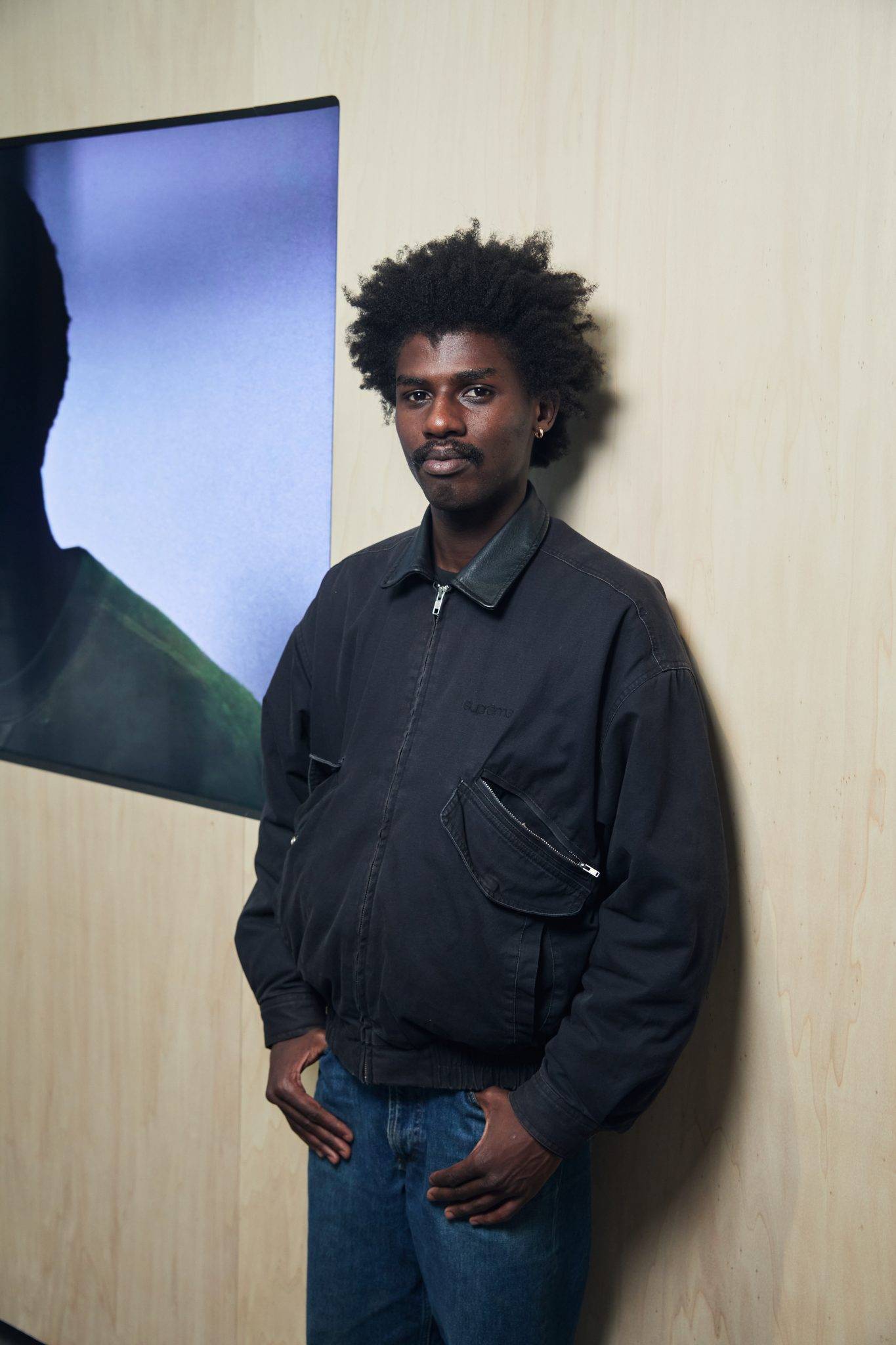  - La Galerie du 19M Presents “Trouver son monde”