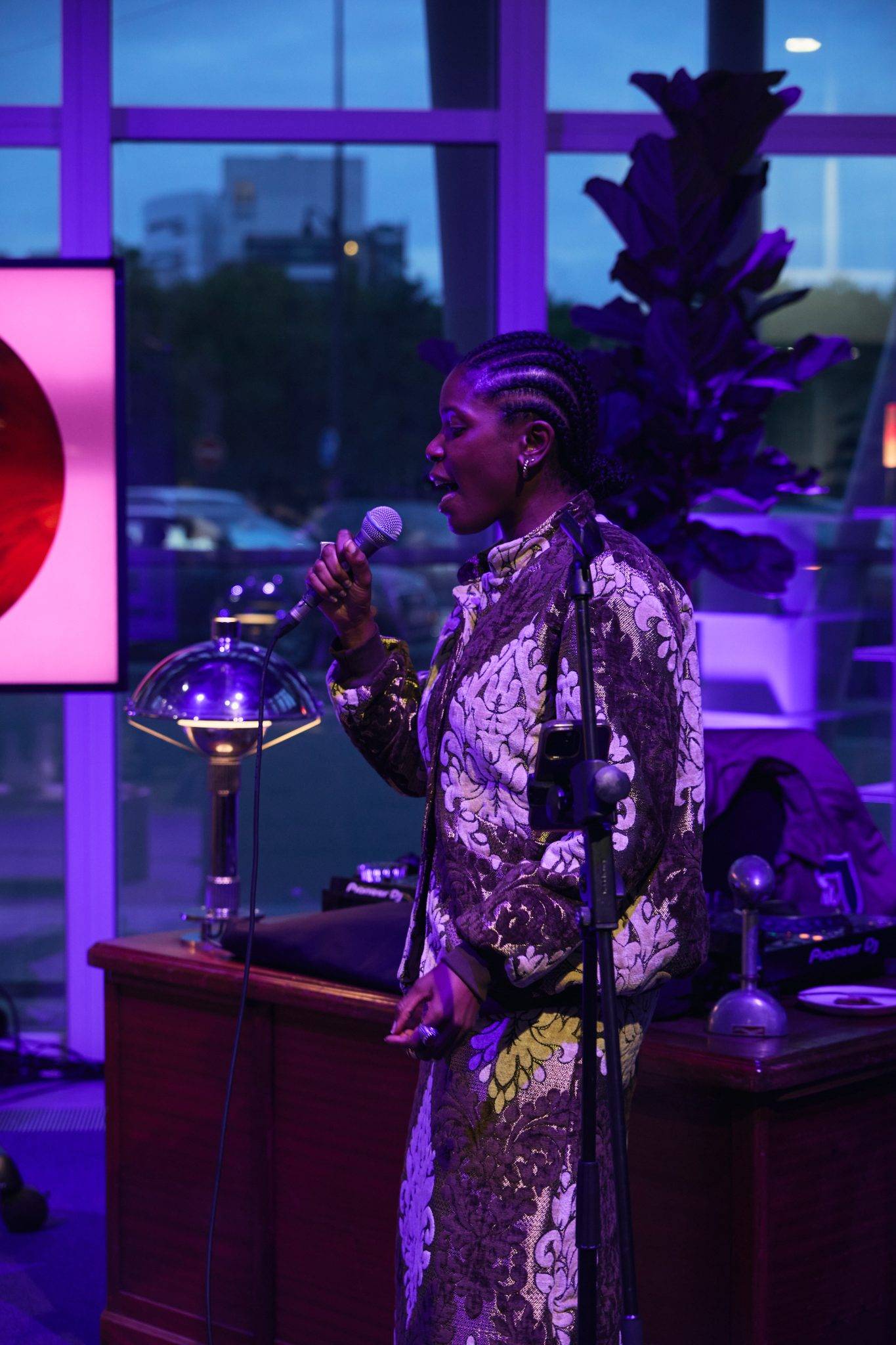  - La Galerie du 19M Presents “Trouver son monde”