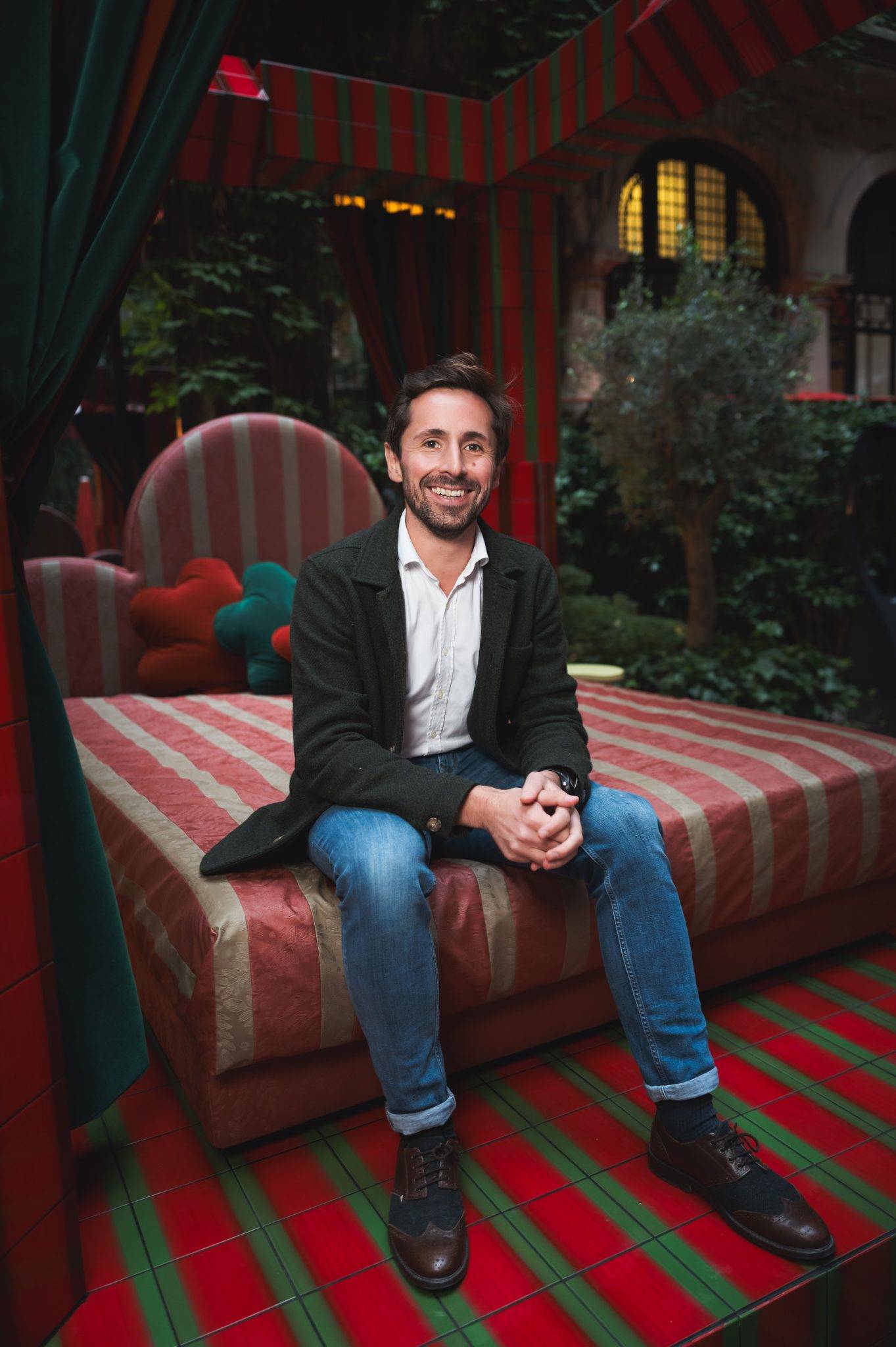  - La Cour Jardin du Plaza Athénée fait le lit d’Uchronia