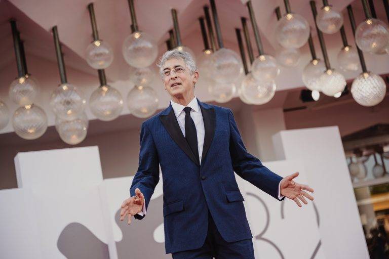  - Jarmusch Leone d’Oro e Servillo in trionfo: si chiude Venezia 82