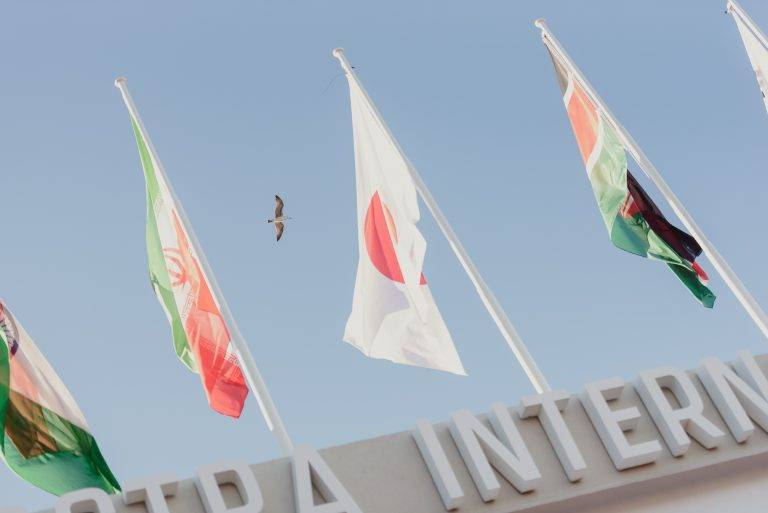 Duse a Venezia 82: il red carpet diventa teatro e la diva rinasce