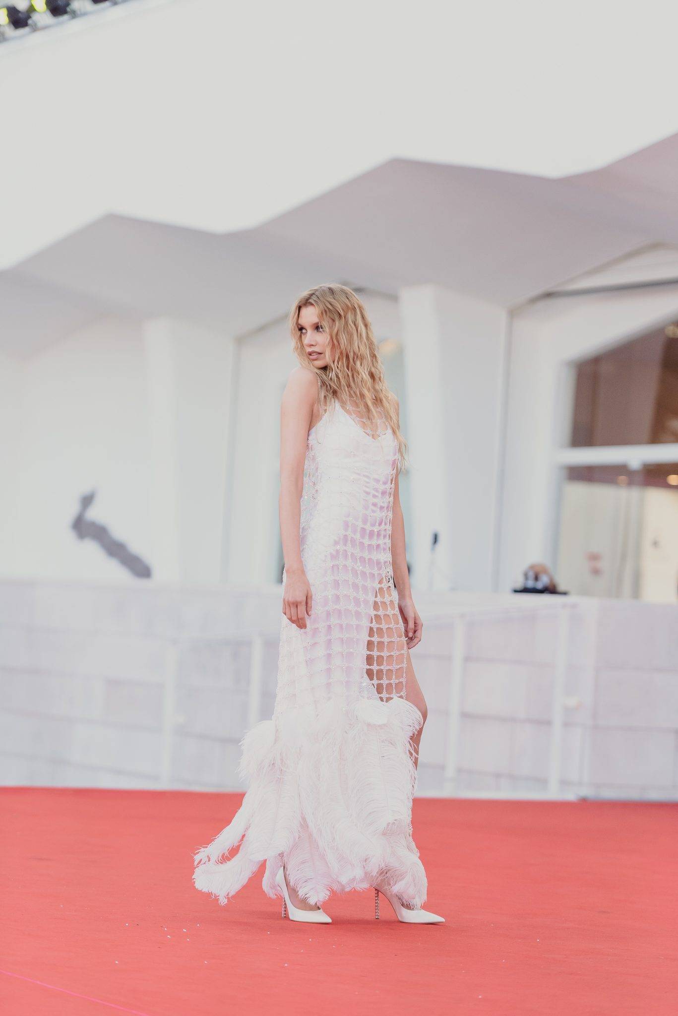  - The Red Carpet Turns Into a Theatre for The Premiere of “Duse”