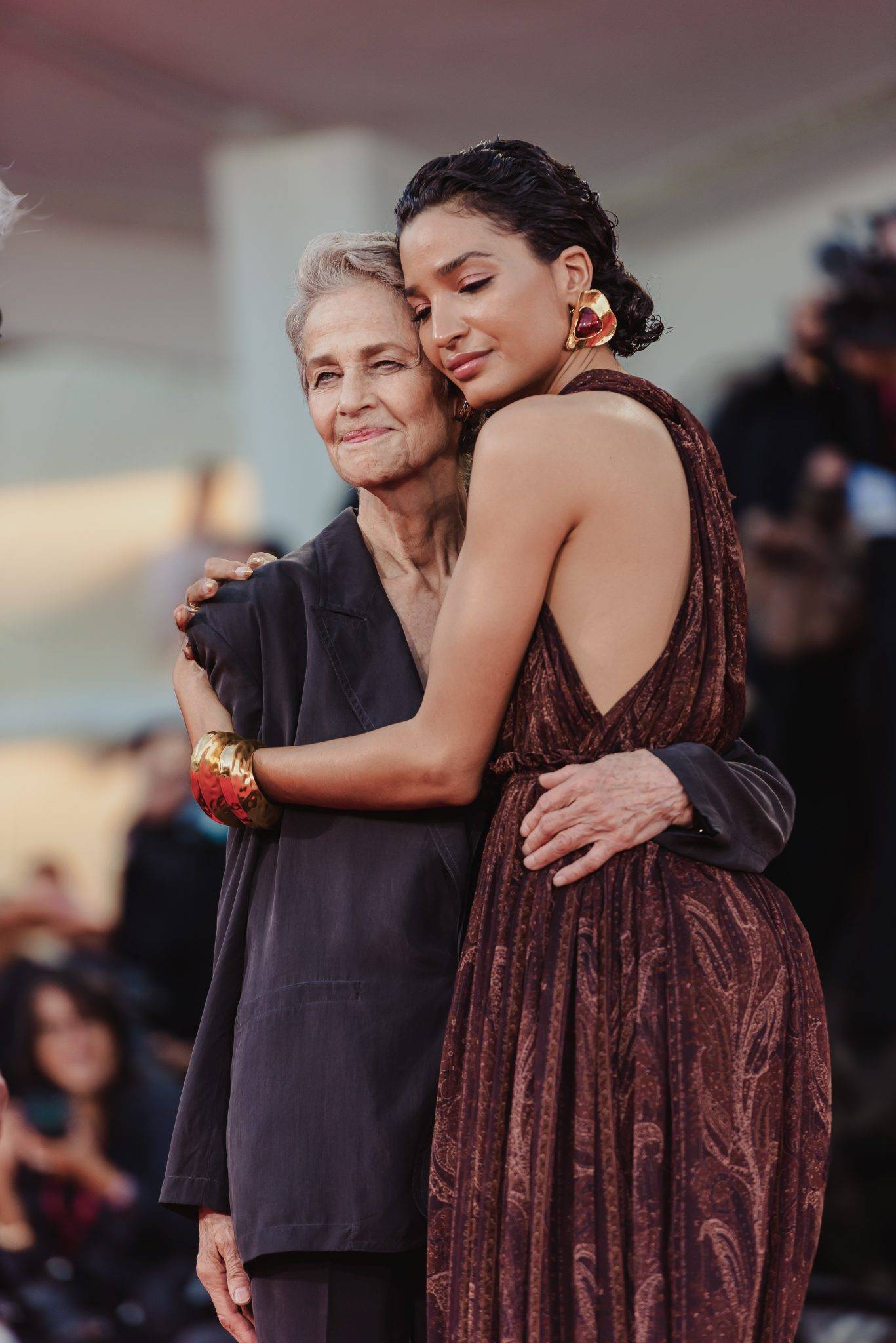  - Jarmusch is Back in Venice with “Father Mother Sister Brother”, A Family Comedy-Drama