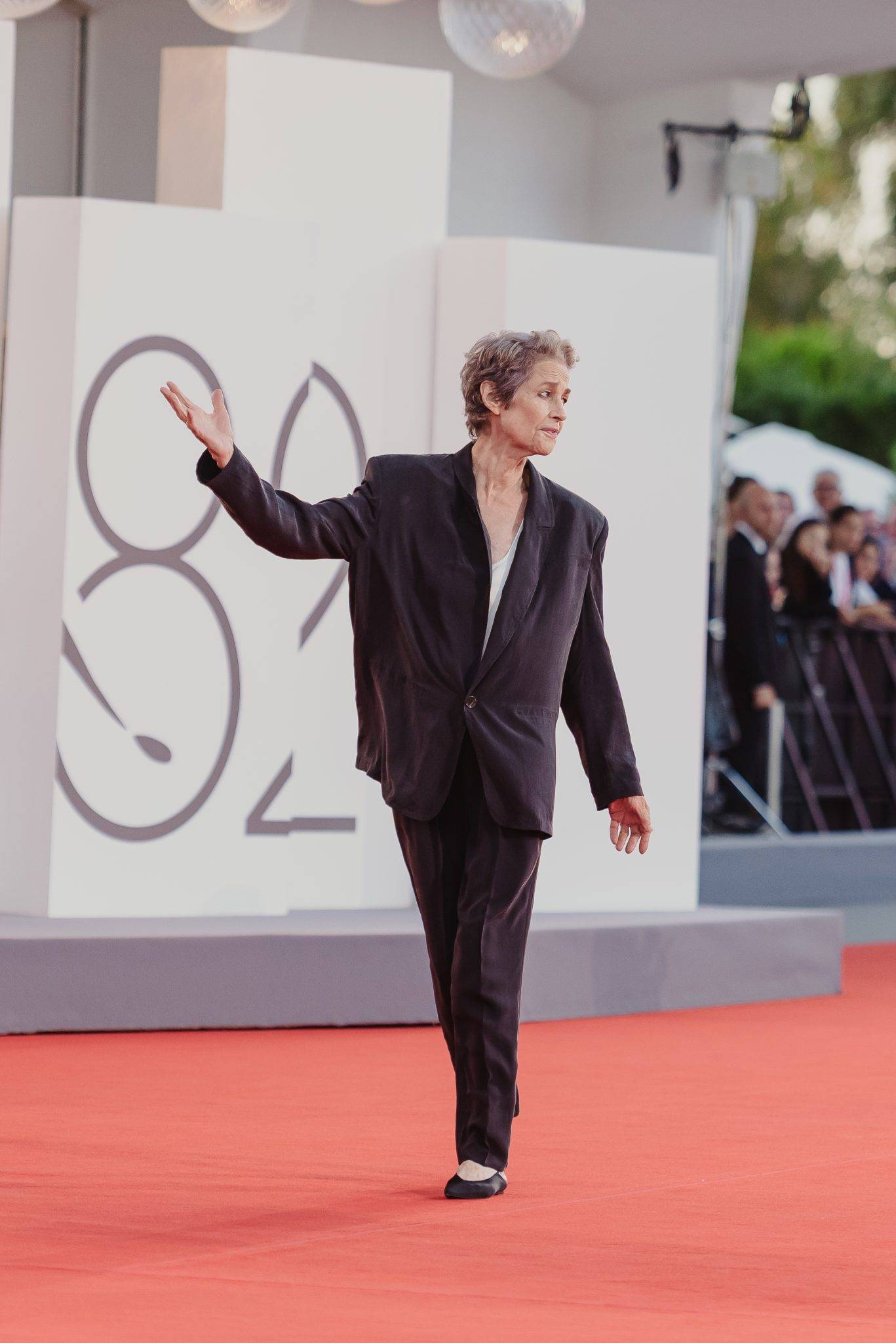  - Jarmusch is Back in Venice with “Father Mother Sister Brother”, A Family Comedy-Drama