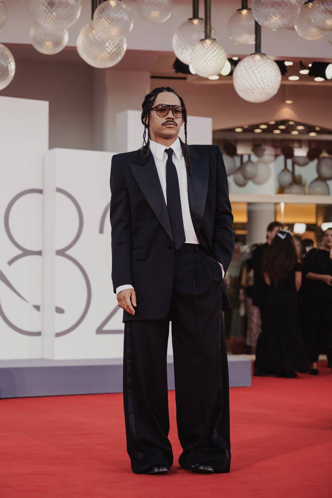  - Jarmusch is Back in Venice with “Father Mother Sister Brother”, A Family Comedy-Drama