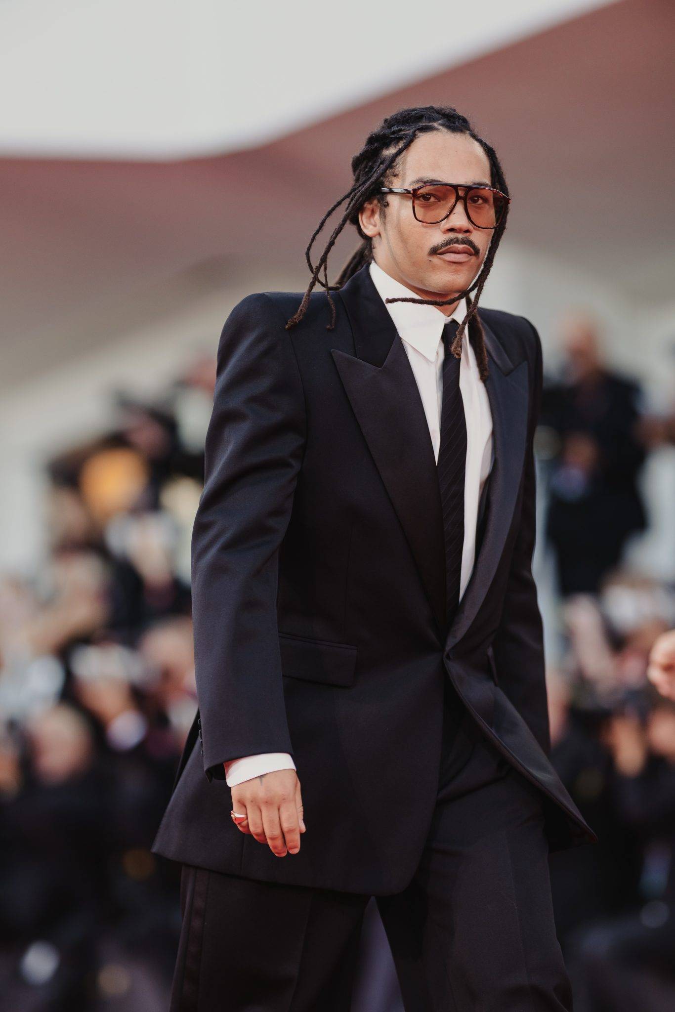  - Jarmusch is Back in Venice with “Father Mother Sister Brother”, A Family Comedy-Drama