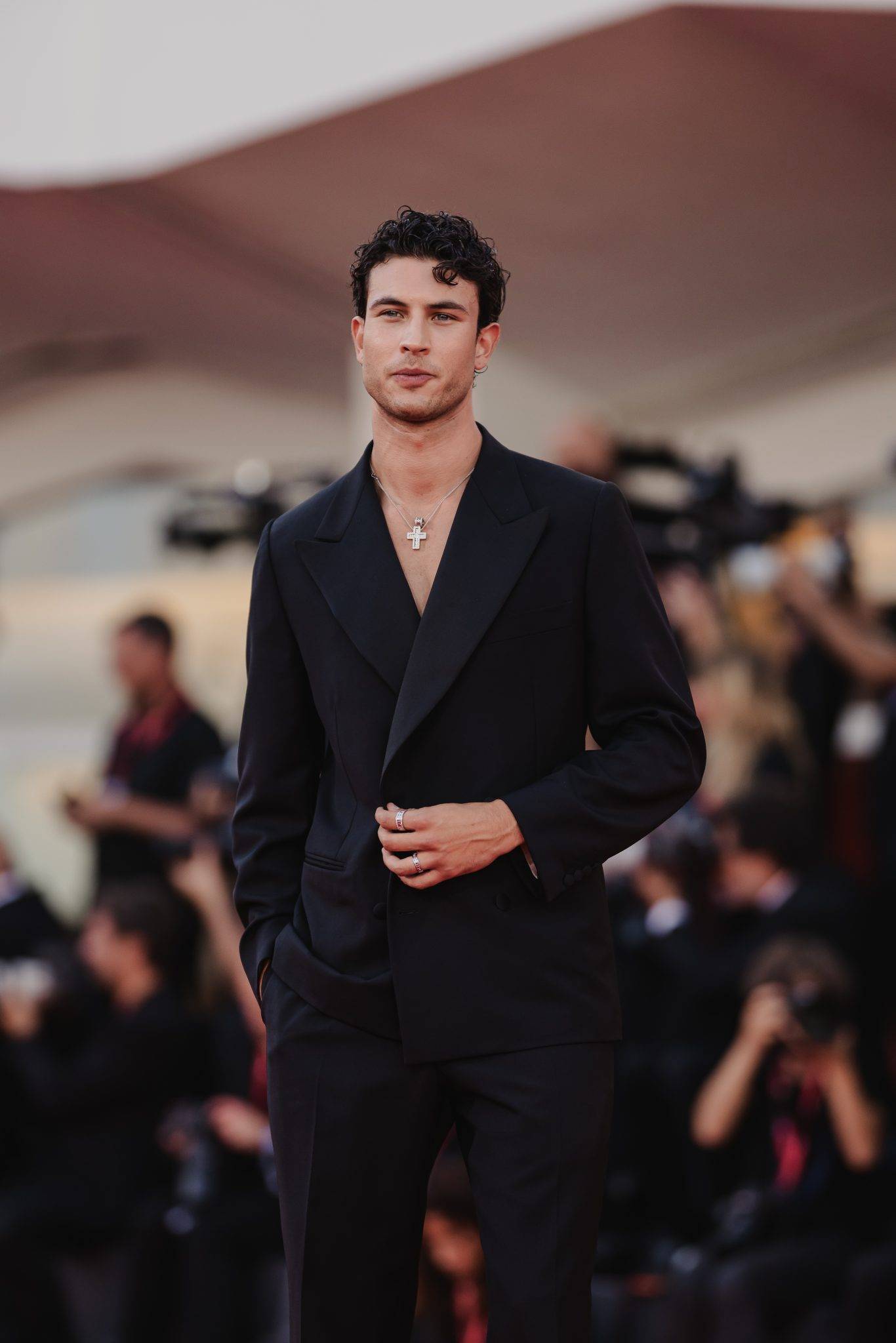  - “A House of Dynamite”: a Sophisticated Thriller about Nuclear Threat by Kathryn Bigelow