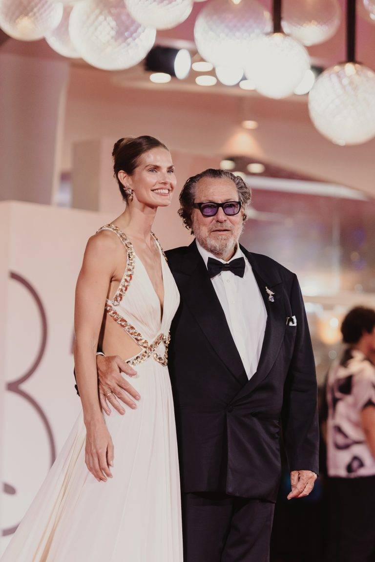  - Dante, Tosches e mafia: Julian Schnabel porta a Venezia la sua opera-abisso