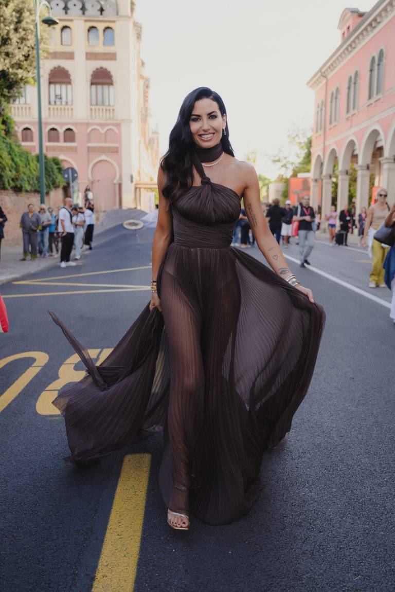  - Non il solito red carpet: il vero film di Venezia è dietro le quinte