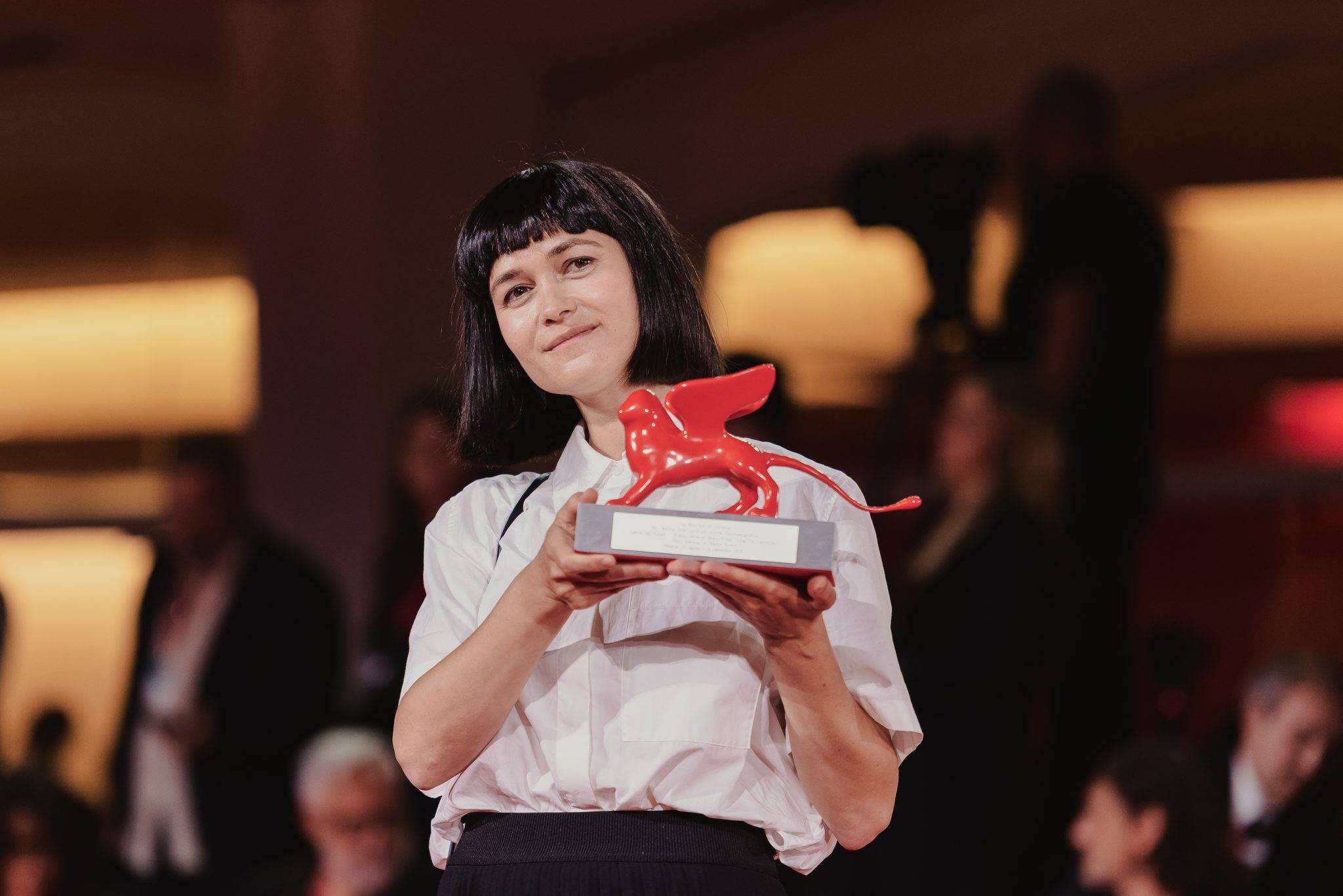  - Jim Jarmusch Scoops the Coveted Golden Lion for “Father Mother Sister Brother”