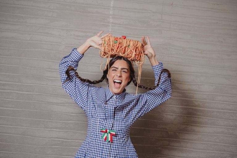  - L’arte dell’upcycling trionfa sulla passerella di Moschino