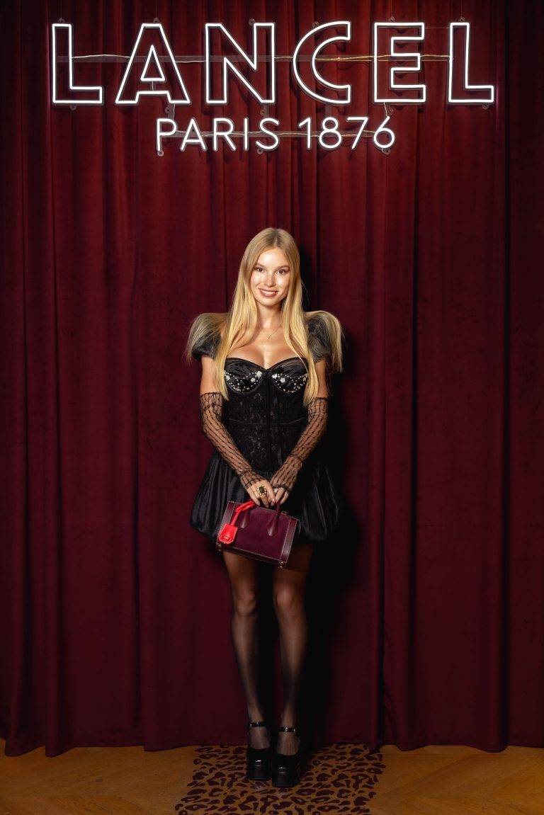  - La jungle Parisienne, terrain de prédilection pour Lancel