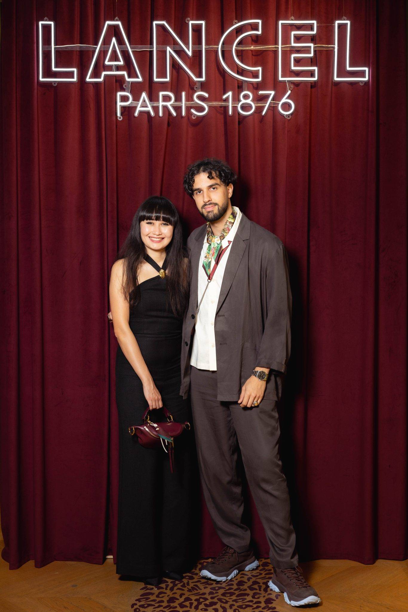  - La jungle Parisienne, terrain de prédilection pour Lancel