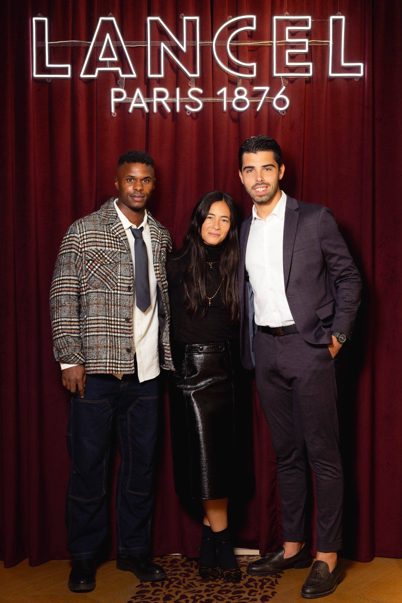  - La jungle Parisienne, terrain de prédilection pour Lancel