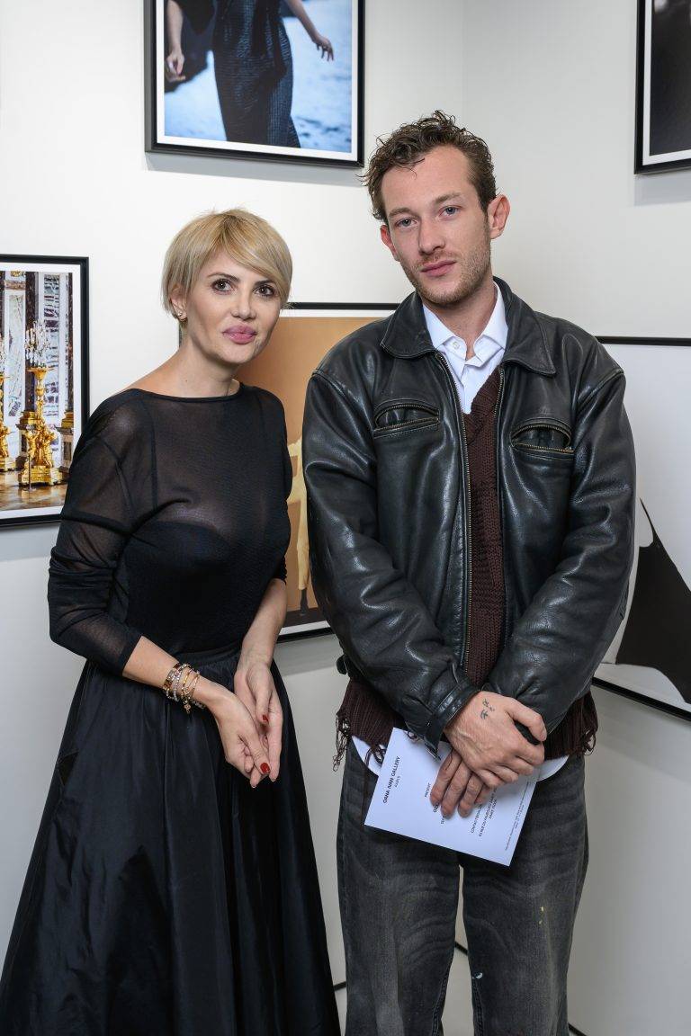  - Oana Ivan Gallery présente une rétrospective dédiée à Gilles Bensimon