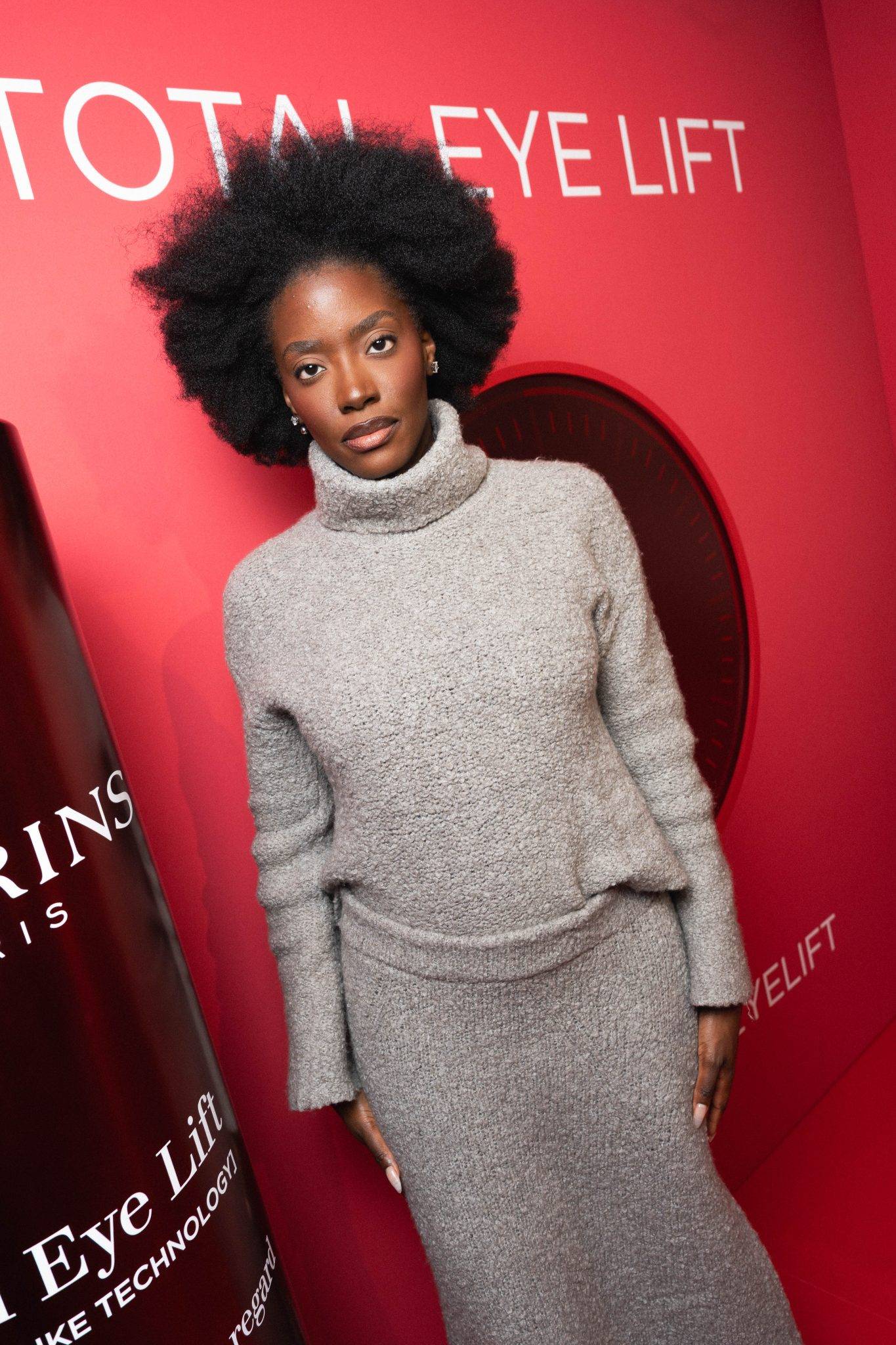  - Clarins Beauty Backstage revient pour une parenthèse beauté et élégance