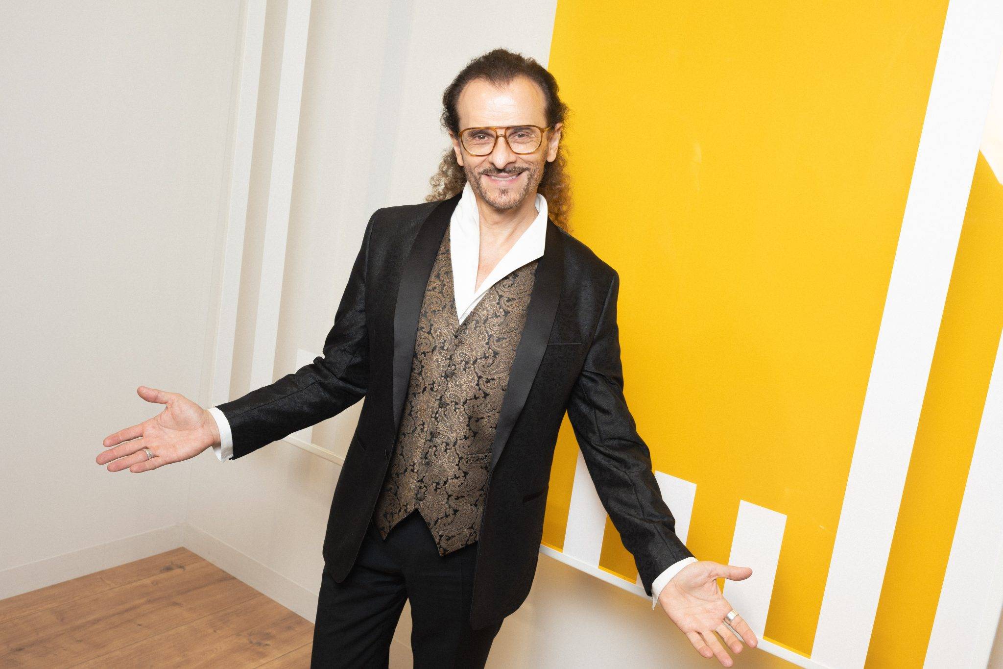  - Art Basel Paris Unfolds a Spectacular Edition at the Grand Palais 