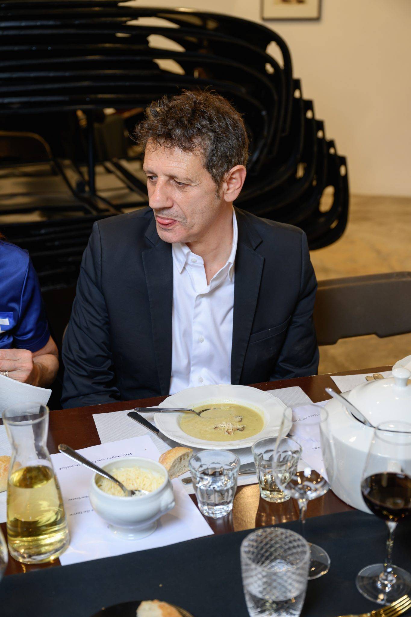  - Le dîner-performance de la collection du Cnap pour le finissage de l’exposition “Arman, tout ce qui reste”