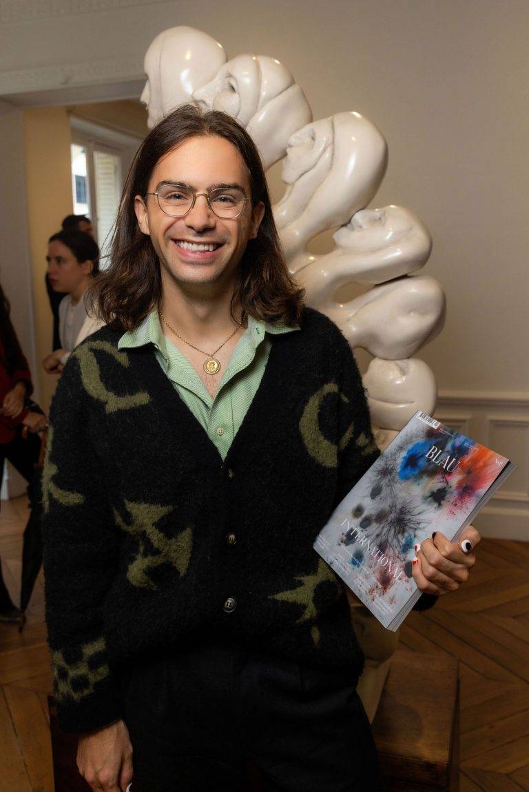  - Blau International et Cai Guo-Qiang chez White Cube pour présenter un 13e numéro