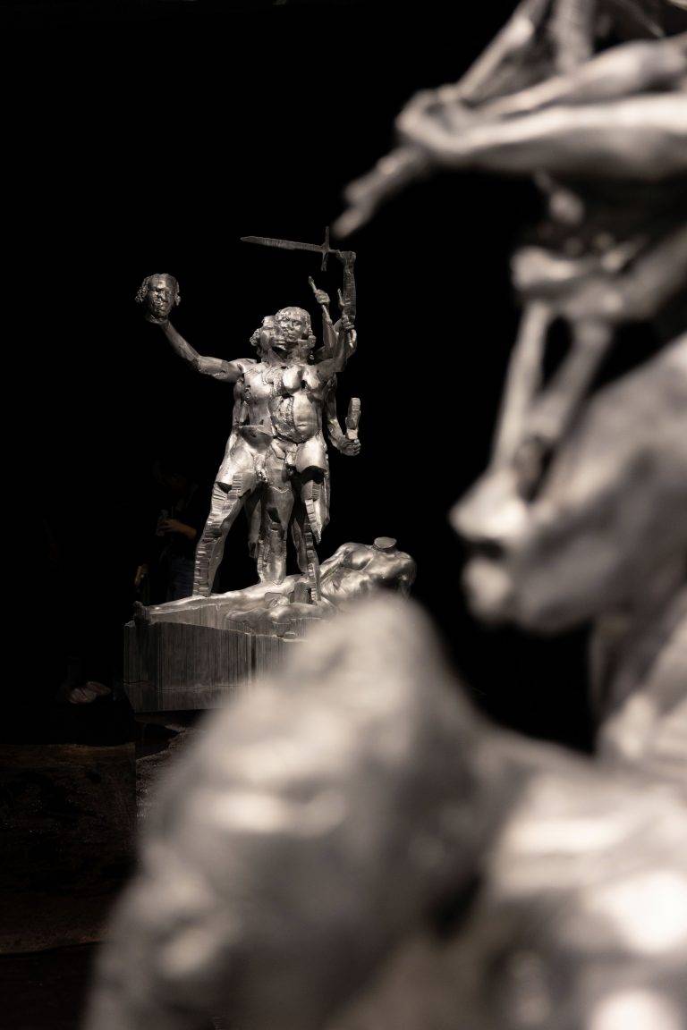 Daniel Buren et Miles Greenberg mis en majesté par Reiffers Initiatives